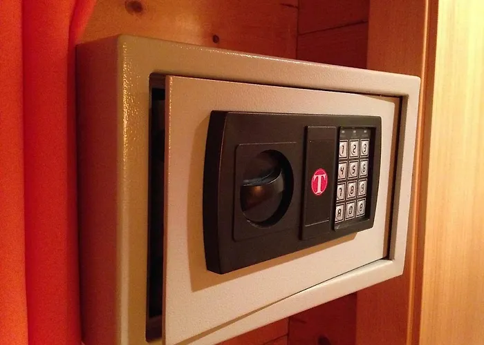 Paraiso Madera Frühstückspension 3*